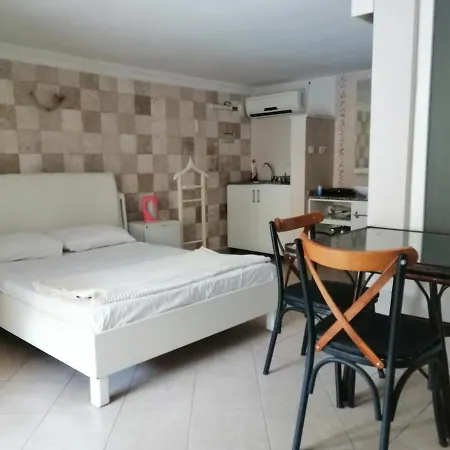 Apartment Safari Studyo N-2 Side